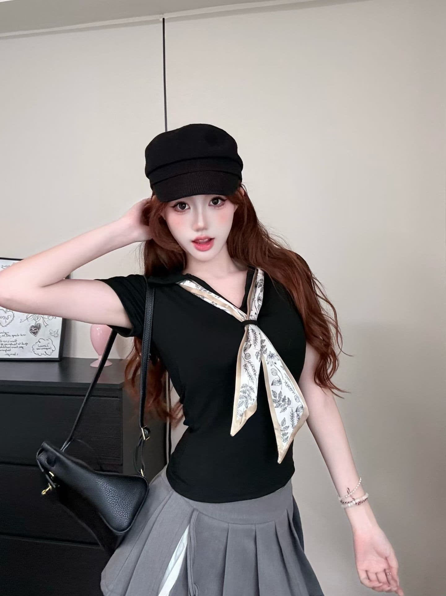 실사 정가 감소되지 않음 작은 샤넬 스타일 프린트 스카프 폴로 칼라 반팔 티셔츠 여성 몸매 가꾸기 슬림해 보이는 만나는 맨위 상세 이미지 15