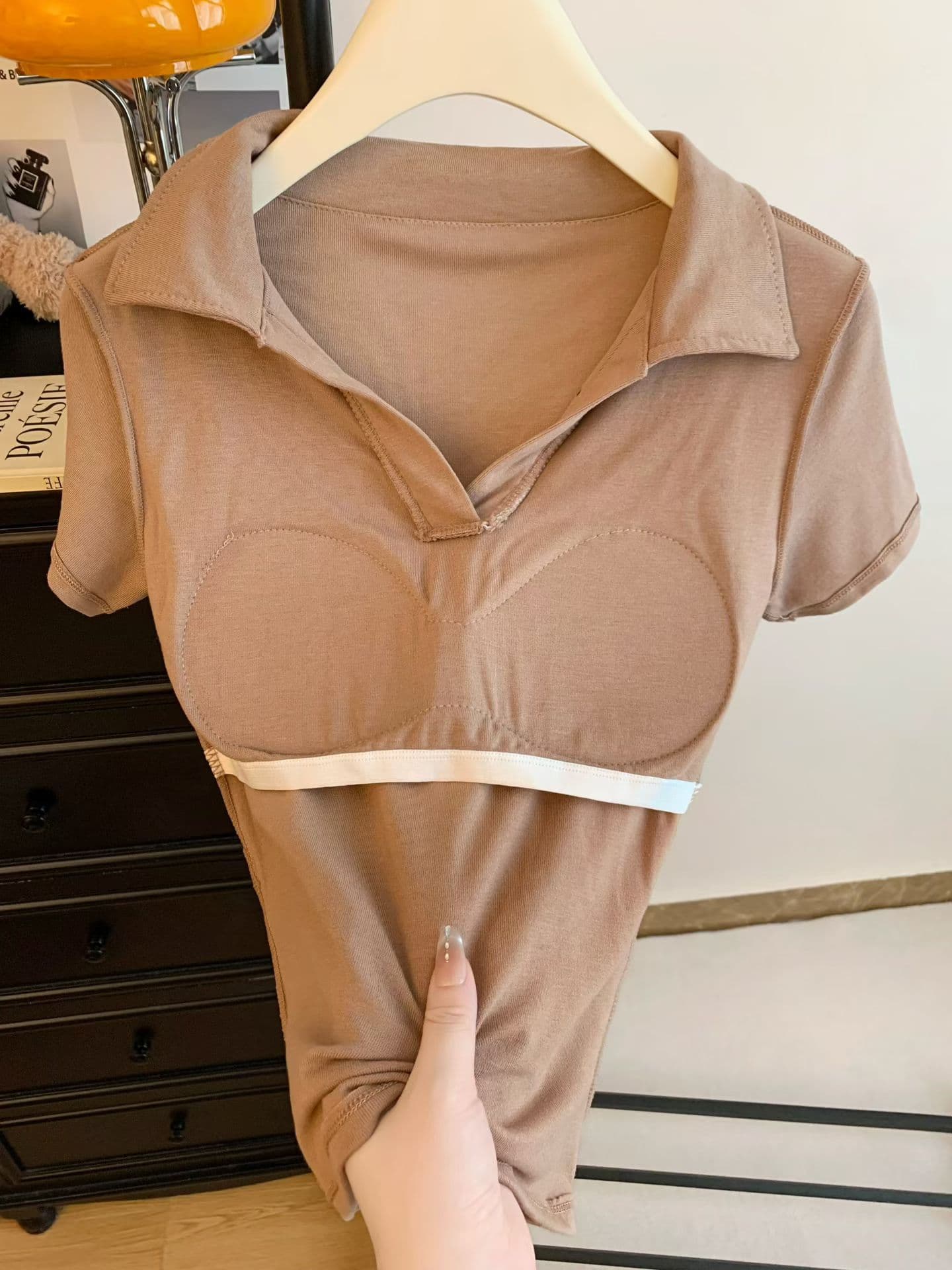 실사 정가 감소되지 않음 작은 샤넬 스타일 프린트 스카프 폴로 칼라 반팔 티셔츠 여성 몸매 가꾸기 슬림해 보이는 만나는 맨위 상세 이미지 37