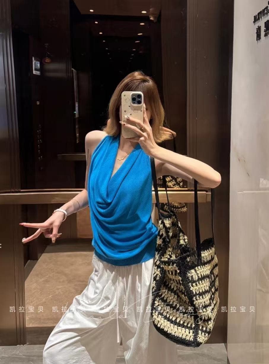 프랑스식 품격 디자인 센스 핫걸 순수한 욕망 바람 행침 목 섹시함 백리스 흔들다 칼라 슬림해 보이는 몸매 가꾸기 연령 감소 조끼 여성 상세 이미지 4