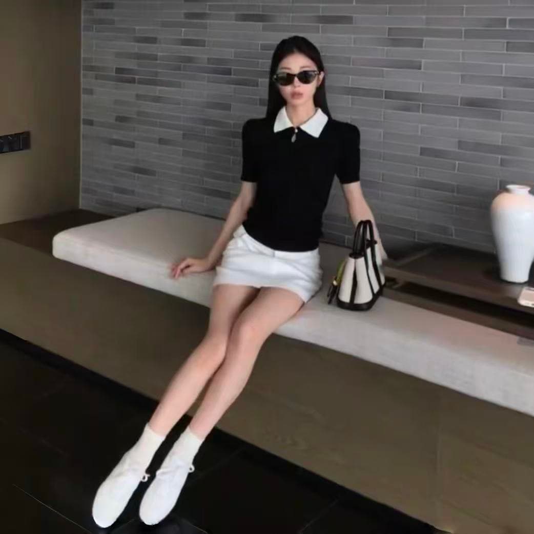 검정색 폴로 칼라 반팔 티셔츠 여성 여름 프랑스식 고급 센스 핫걸 몸매 가꾸기 슬림해 보이는 작은 키 쇼트 스타일 니트 맨위 상세 이미지 1