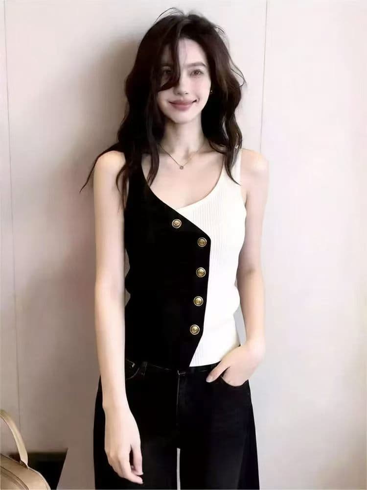 프랑스식 순수한 욕망 바람 디자인 센스 비스듬한 어깨 조끼 슬립 여성 2026 여름 새로운 배색 패치워크 슬림해 보이는 맨위 트렌디 이미지 3
