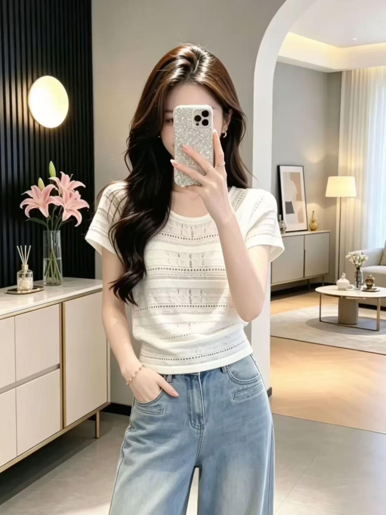 한 부서 부드러운 바람 홀로우 아웃 자수 비스듬한 어깨 디자인 센스 반팔 니트 스웨터 여름 허리 수축 슬림해 보이는 맨위 여성 의류 상세 이미지 3