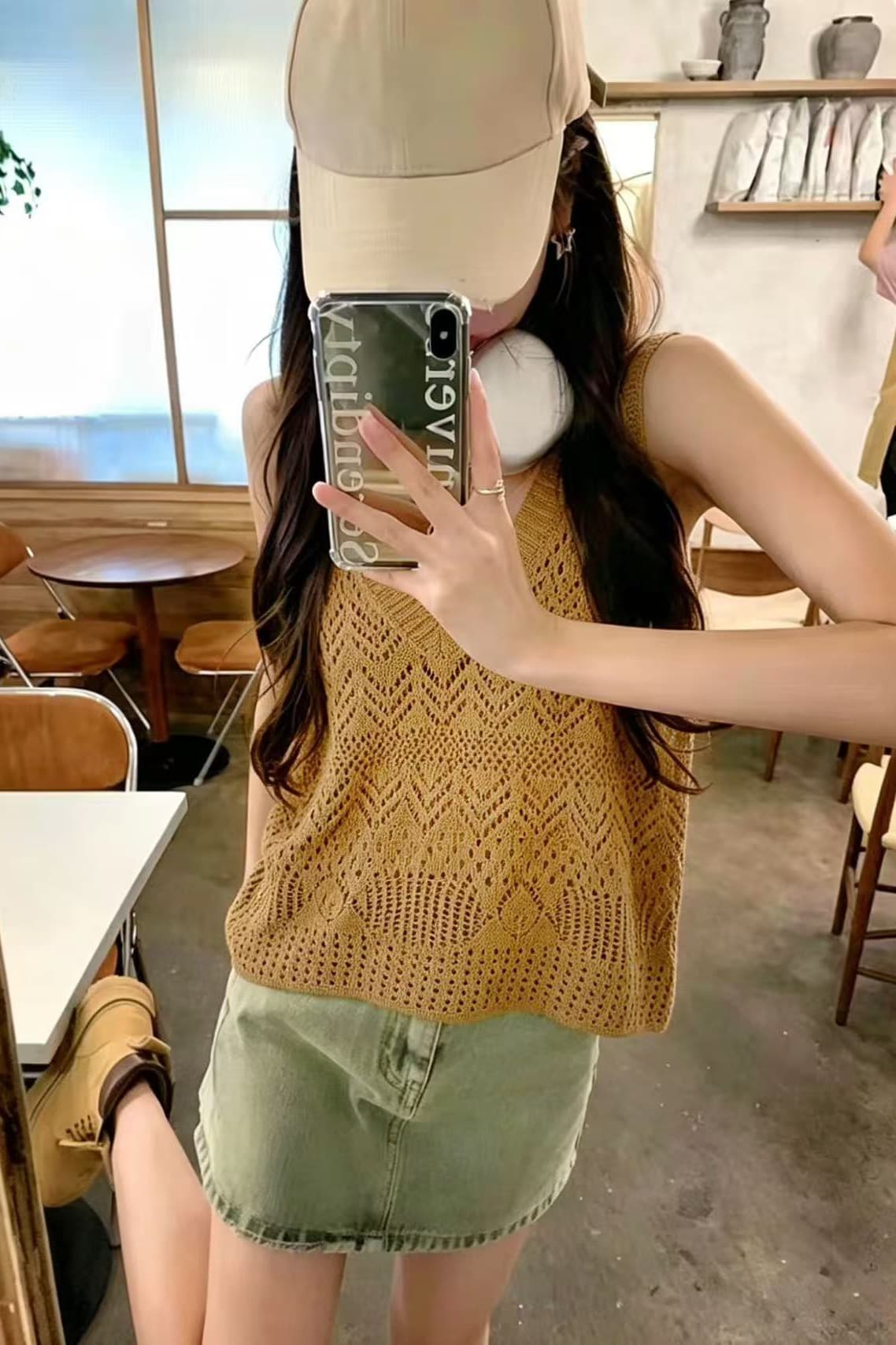 느긋한 홀로우 아웃 V넥 니트 조끼 여성 2026 여름 새로운 민소매 스택 착용 몸매 가꾸기 슬림해 보이는 품격 맨위 트렌디 이미지 6