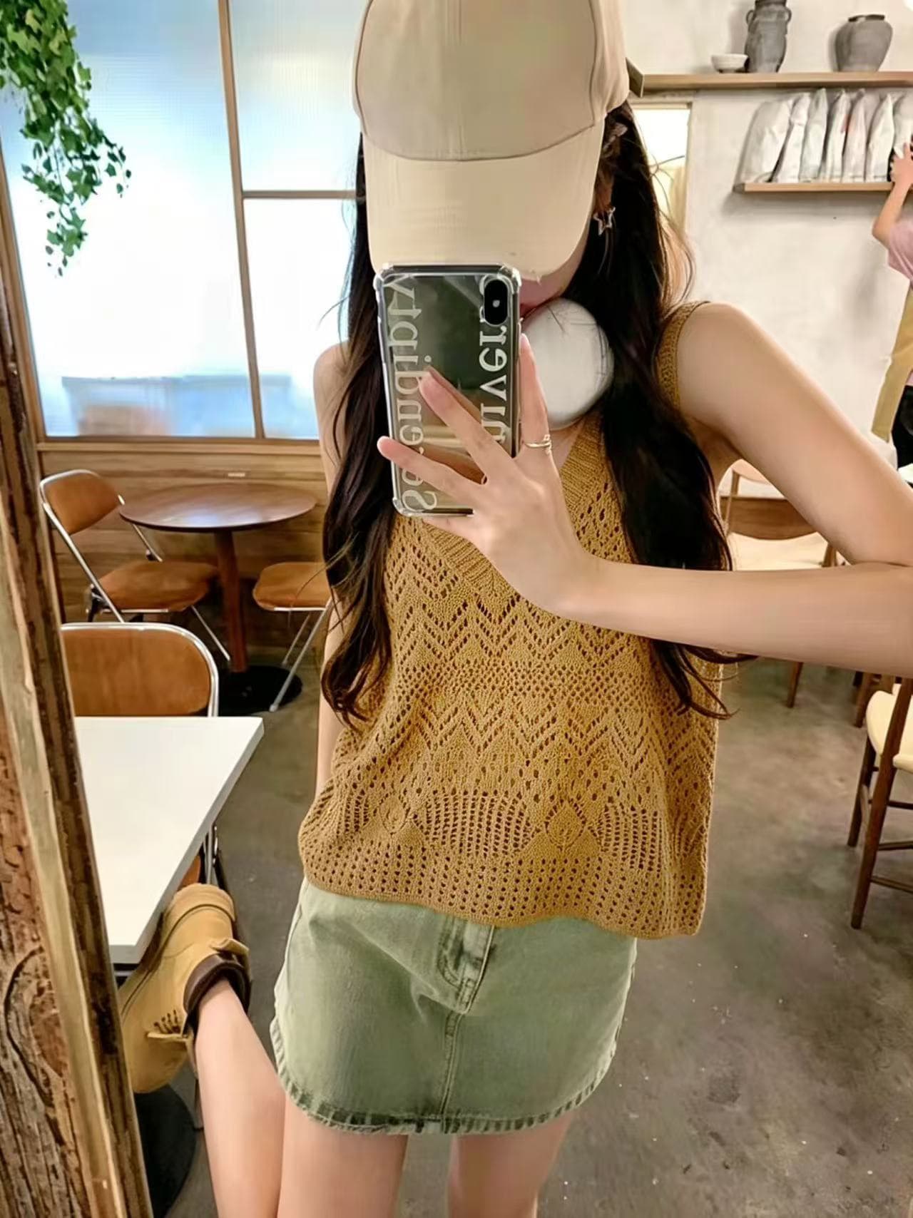 느긋한 홀로우 아웃 V넥 니트 조끼 여성 2026 여름 새로운 민소매 스택 착용 몸매 가꾸기 슬림해 보이는 품격 맨위 트렌디 상세 이미지 3