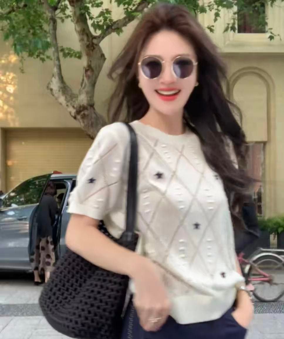 2026 년 여름 새로운 다이아몬드 모양 홀로우 아웃 별 맨위 옷 여성 니트 스웨터 느긋한 상세 이미지 1