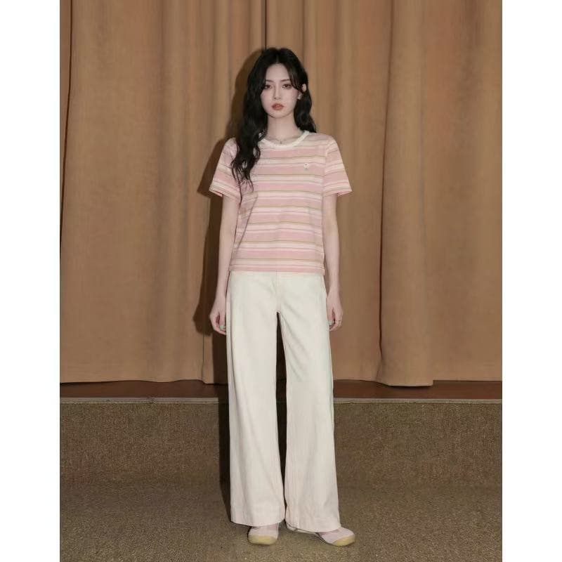 핑크색 스트라이프 라운드 넥 반팔 티셔츠 여성 여름 2026 새로운 루즈핏 고유 한 아름다운 자이언트 잘 생긴 긍정적 인 어깨 의류 상세 이미지 10