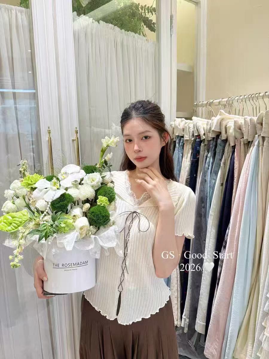 여름 새로운 한 부서 레이스 조각 V넥 디자인 센스 반팔 니트 맨위 여성 레저 다용도 상세 이미지 5