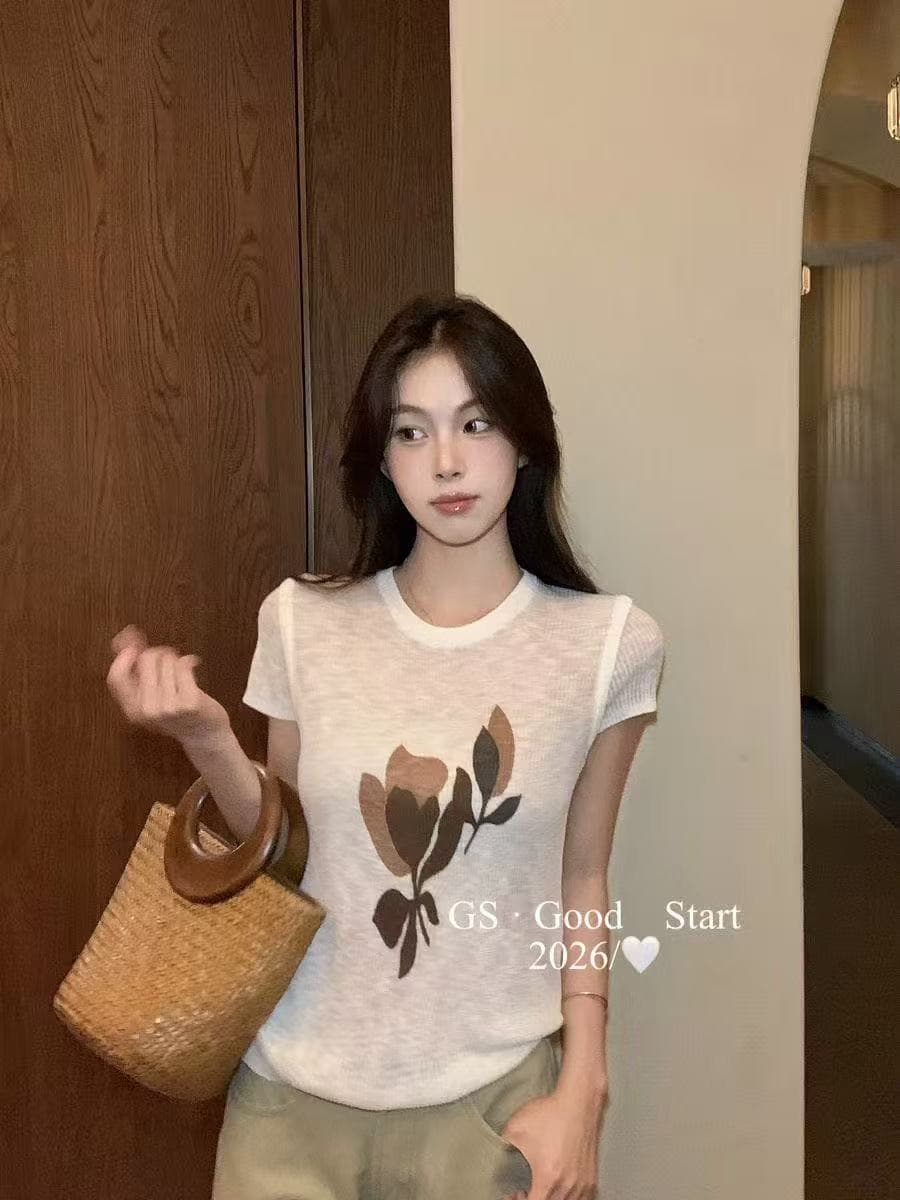gs.good start 한 여성 여름 순수한 욕망 프린트 몸매 가꾸기 슬림해 보이는 섹션 니트 반팔 맨위 작은 셔츠 여성 여름