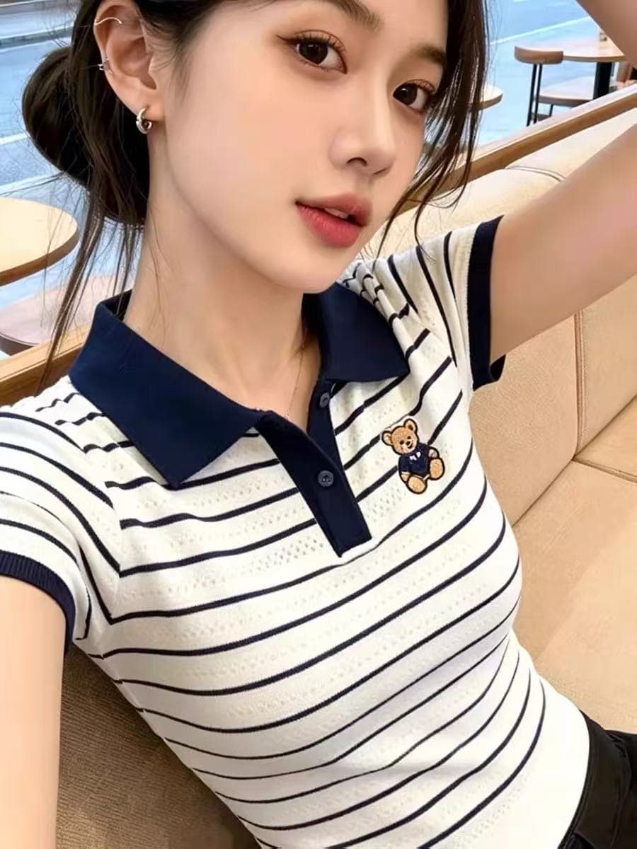 한 부서 학원 스타일 배색 스트라이프 작은 곰 자수 POLO 칼라 반팔 니트 스웨터 여성 여름 새로운 연령 감소 다용도 이미지 4