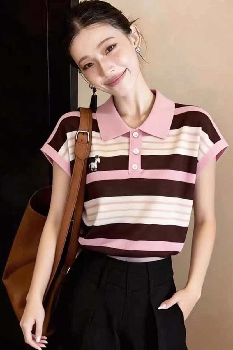 스트라이프 POLO 칼라 반팔 티셔츠 여성 2026 여름 새로운 분말 브라운 배색 자수 작은 말 연령 감소 루즈핏 맨위 이미지 6