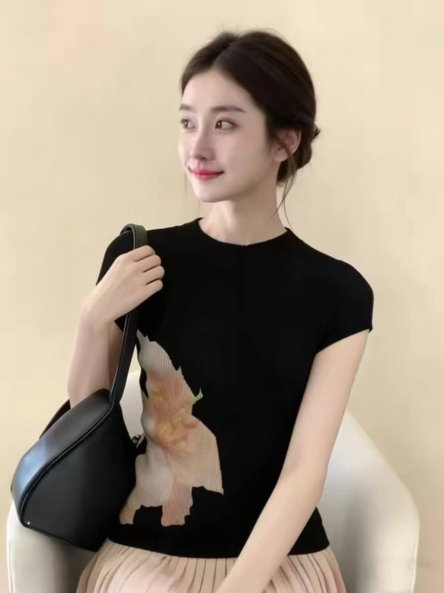 한 부서 수채화 꽃 프린트 몸매 가꾸기 반팔 니트 스웨터 여성 여름 새로운 슬림해 보이는 다용도 디자인 센스 맨위 트렌디 이미지 2
