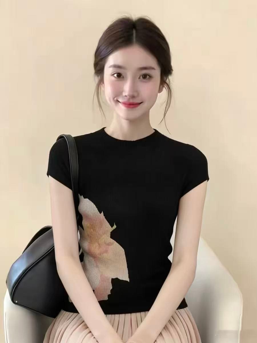 한 부서 수채화 꽃 프린트 몸매 가꾸기 반팔 니트 스웨터 여성 여름 새로운 슬림해 보이는 다용도 디자인 센스 맨위 트렌디 상세 이미지 2