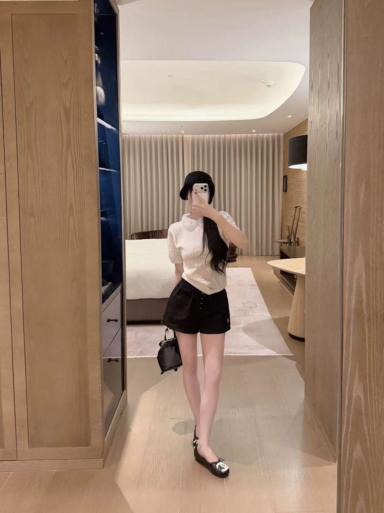 프랑스식 샤오시엔 천 금빛 바람 비즈 박기 베이비 칼라 얼음 실크 니트 스웨터 반팔 여성 여름 품격 홀로우 아웃 통기성 맨위 이미지 3
