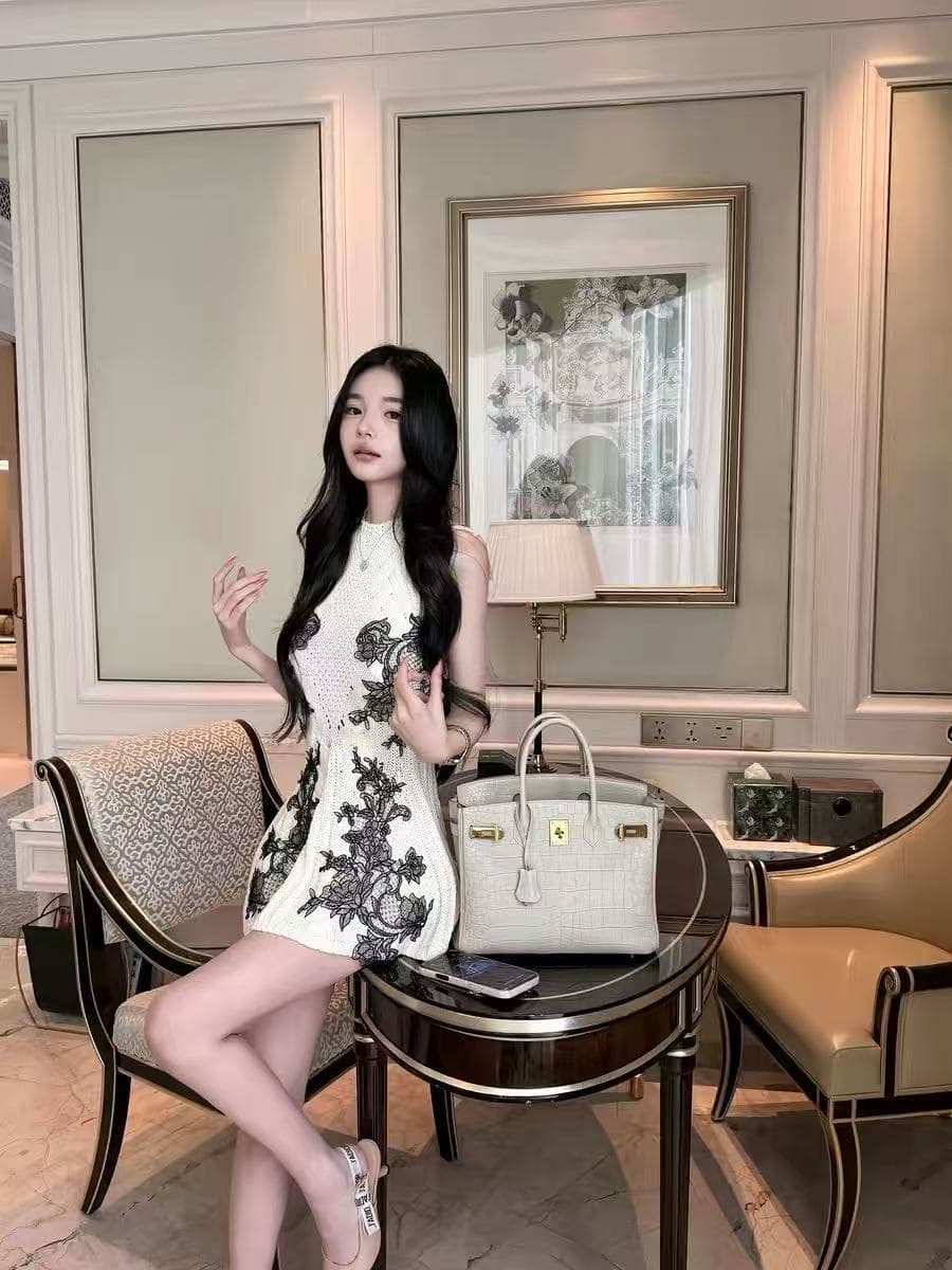 안개 계곡 건강 꽃 우아함 민소매 레이스 여성 드레스 몸매 가꾸기 허리 수축 A라인 스커트 빛 럭셔리 고대 조기 품격 니트 원피스 상세 이미지 1
