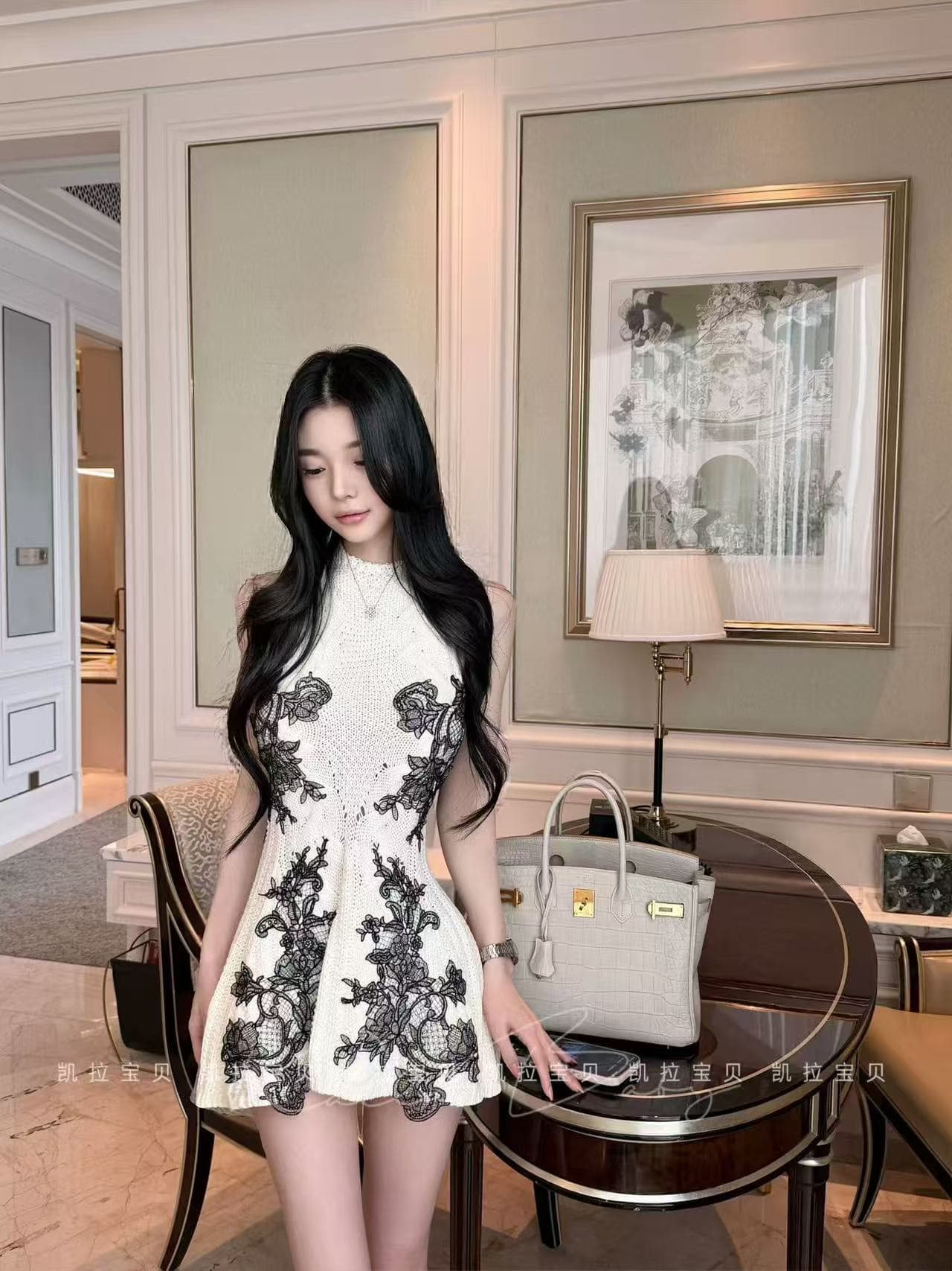 안개 계곡 건강 꽃 우아함 민소매 레이스 여성 드레스 몸매 가꾸기 허리 수축 A라인 스커트 빛 럭셔리 고대 조기 품격 니트 원피스 상세 이미지 11
