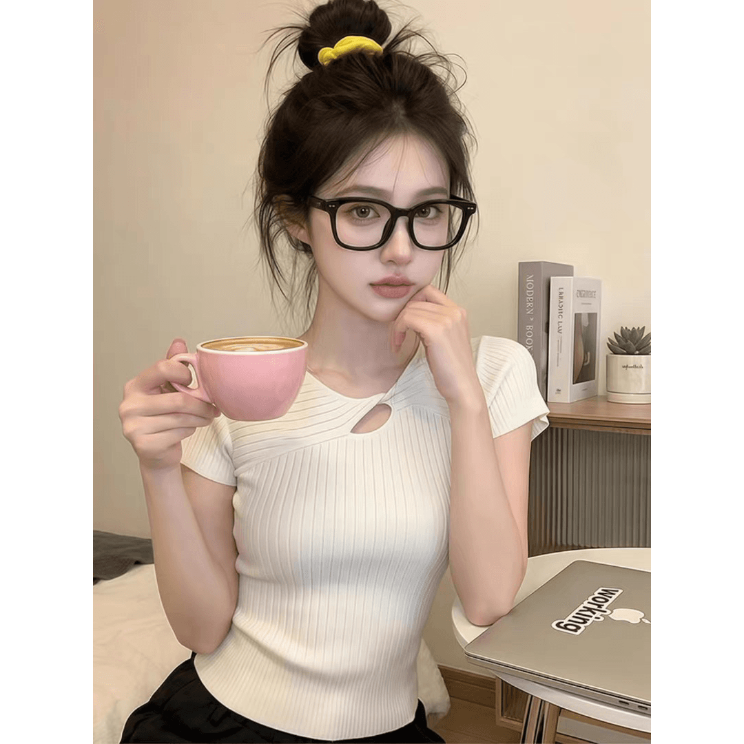 빛 요리 한 미니멀리즘 바람 화이트 홀로우 아웃 반팔 니트 스웨터 여성 2026 여름 새로운 몸매 가꾸기 슬림해 보이는 표지 배 아름다운 맨위 이미지 5