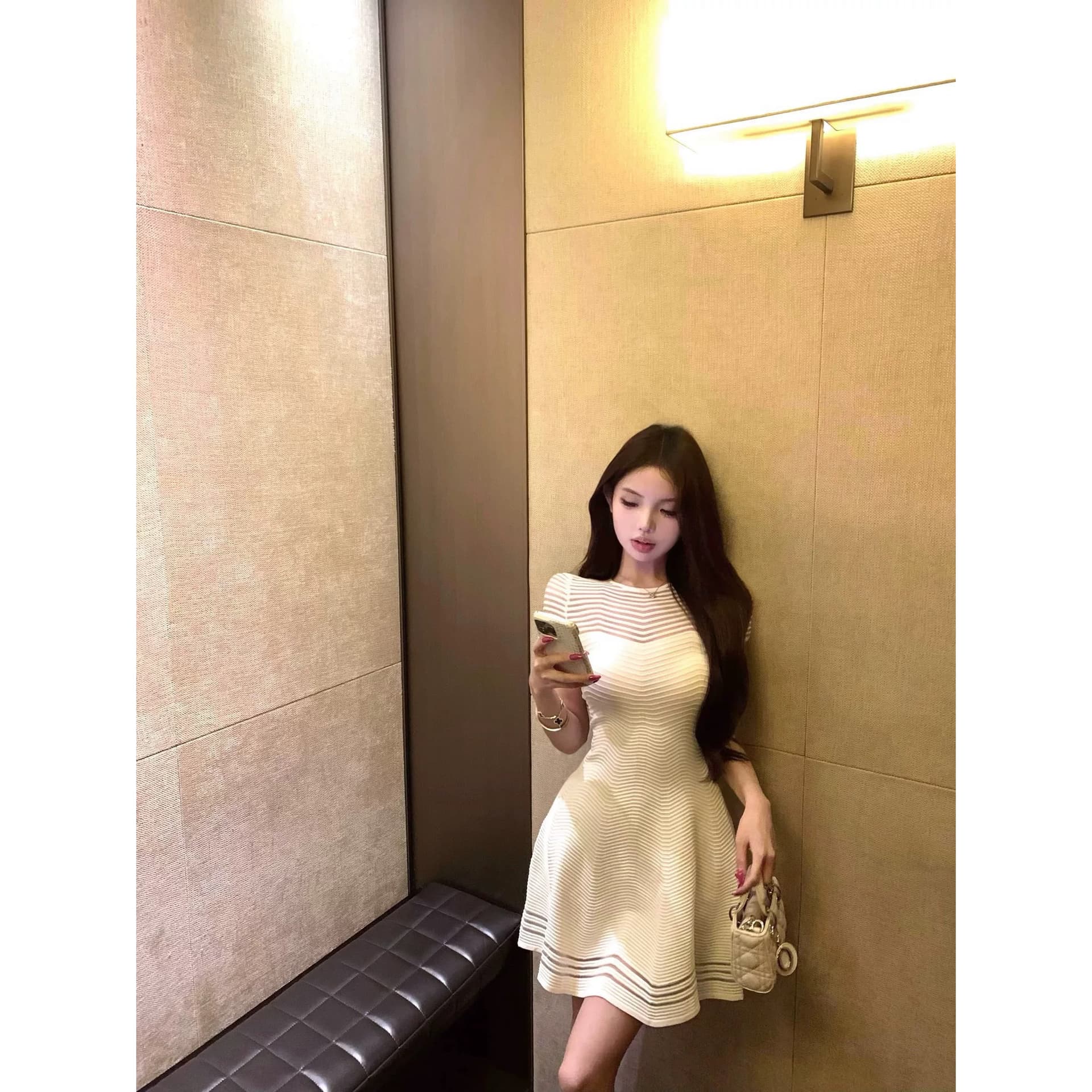 프랑스식 빛 럭셔리 품격 명문 여성 작은 샤넬 스타일 시스루 홀로우 아웃 반팔 작은 드레스 치마 드레스 플리츠 한 마디 미니 스커트 이미지 5