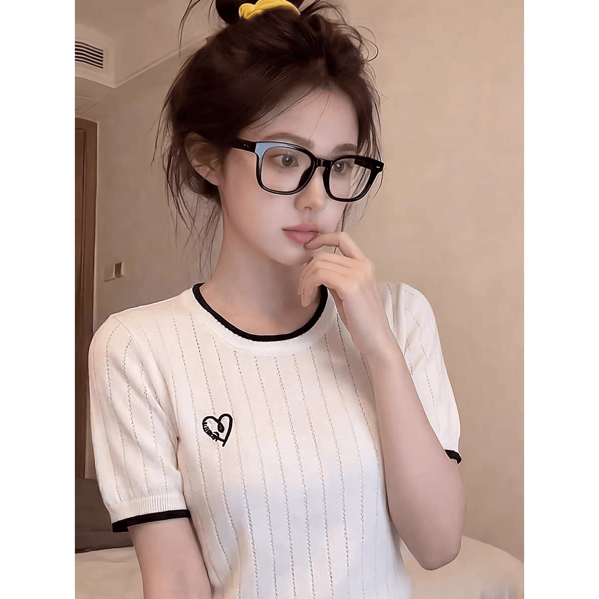 한 부서 배색 레이스 라운드 넥 하트 자수 반팔 니트 스웨터 여성 여름 외국 가스 연령 감소 루즈핏 슬림해 보이는 맨위 이미지 5