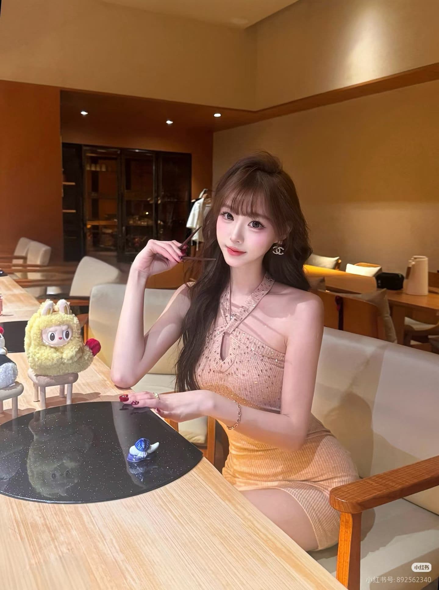 프랑스식 순수한 욕망 행침 목 십자가 홀로우 아웃 니트 여성 드레스 여름 드레스 새로운 핫걸 바람 허리 수축 슬림해 보이는 타이트 스커트 상세 이미지 1