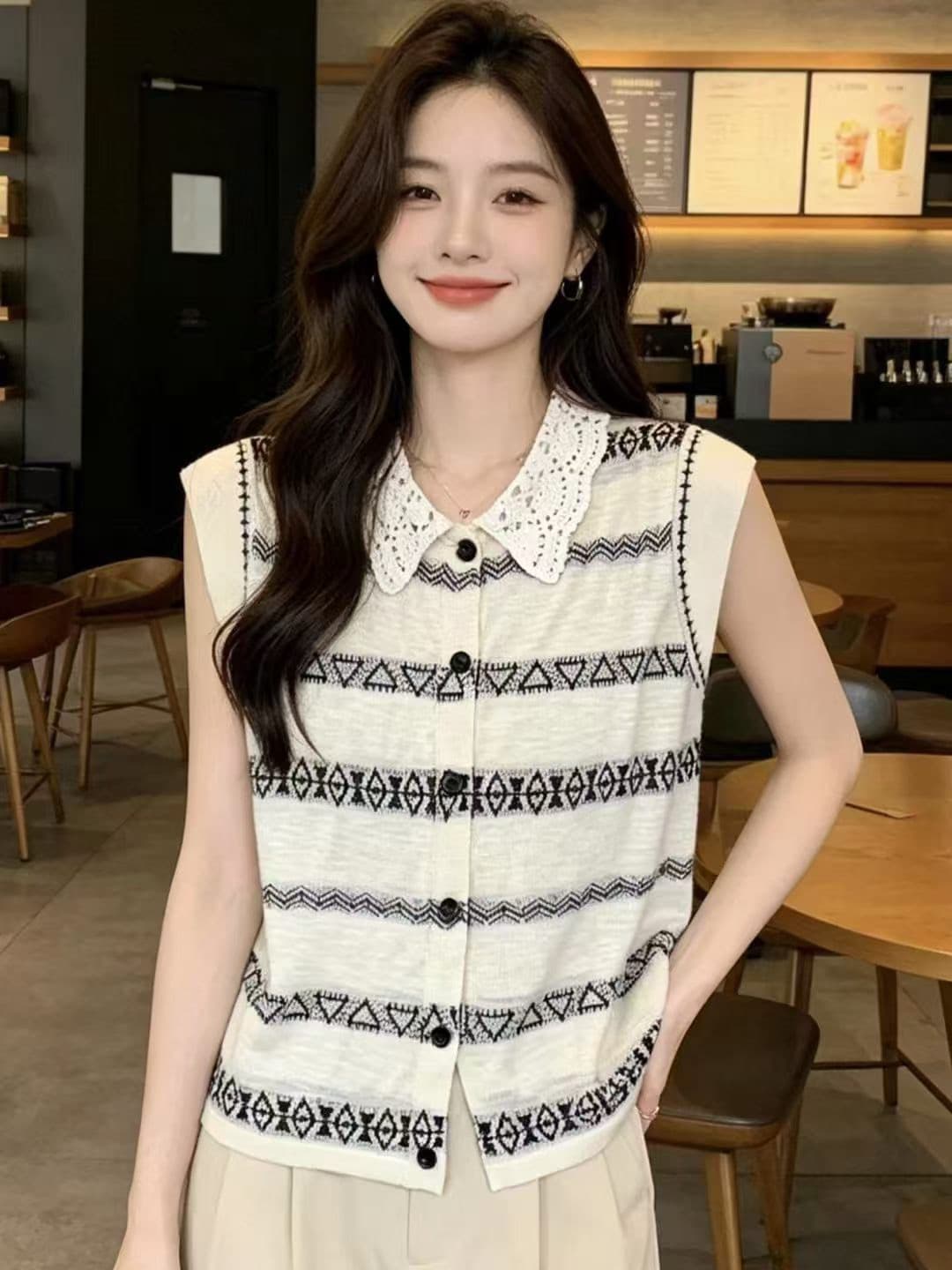 아메리칸 레트로 배색 스트라이프 민소매 니트 오픈 가디건 여성 2026 여름 자수 베이비 칼라 새로운 품격 맨위 상세 이미지 5