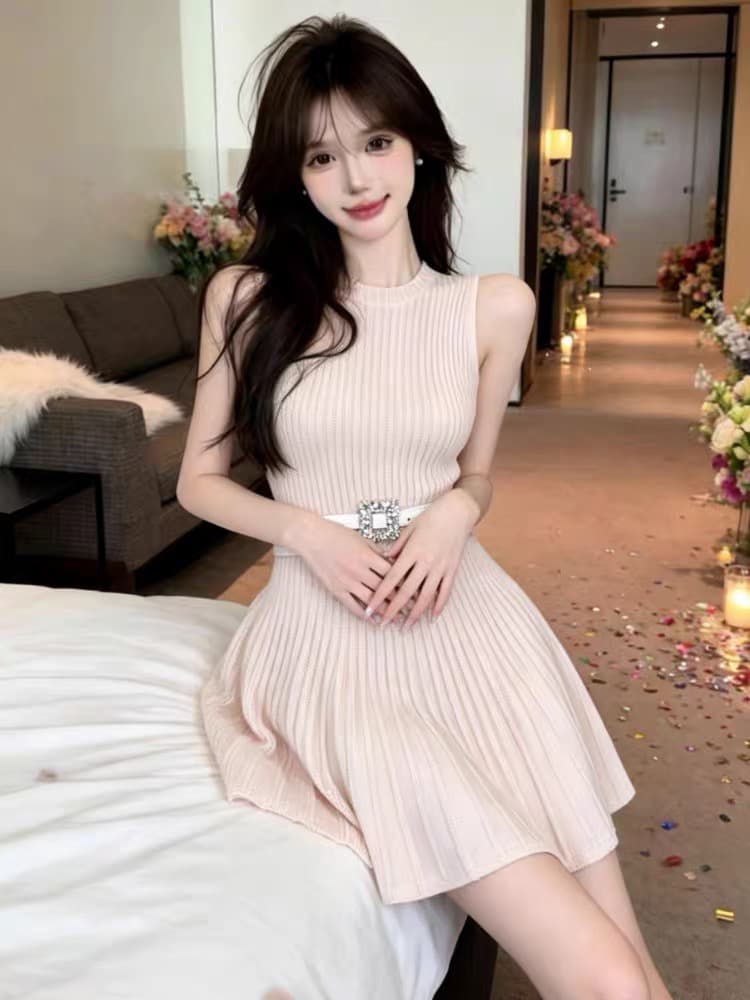 프랑스식 미니멀리즘 명문 여성 바람 품격 플리츠 여성 드레스 여름 새로운 경기 스와로브스키 벨트 패션 허리 수축 미니 스커트 이미지 2