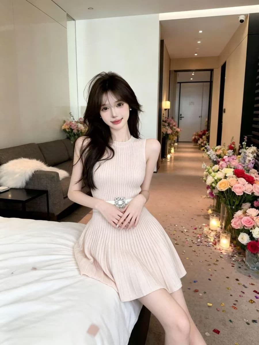 프랑스식 미니멀리즘 명문 여성 바람 품격 플리츠 여성 드레스 여름 새로운 경기 스와로브스키 벨트 패션 허리 수축 미니 스커트 상세 이미지 1