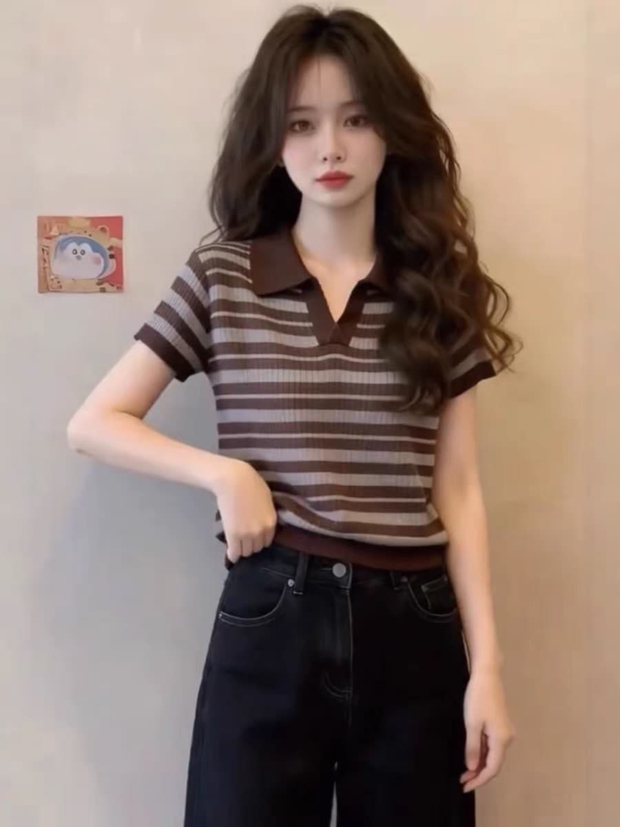 스트라이프 POLO 칼라 폴로 칼라 긍정적 인 어깨 니트 반팔 티셔츠 여성 여름 디자인 센스 얇은 스타일 패치워크 품격 연령 감소 맨위 이미지 2