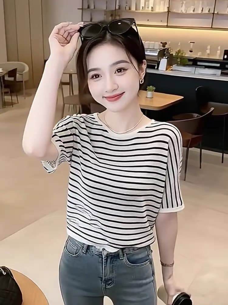 프랑스식 느긋한 바람 디자인 센스 기본 셔츠 루즈핏 슬림해 보이는 스트라이프 니트 얇은 스타일 반팔 티셔츠 여성 의류 맨위 트렌디 상세 이미지 3
