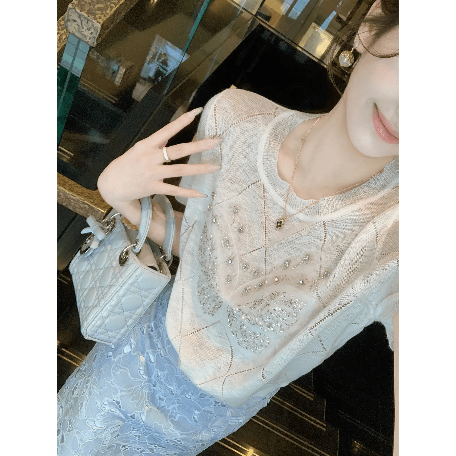 물고기 토끼 화이트 나비 반팔 티셔츠 여성 여름 2026 새로운 얇은 스타일 디자인 센스 작은 대중 니트 스웨터 맨위 이미지 5