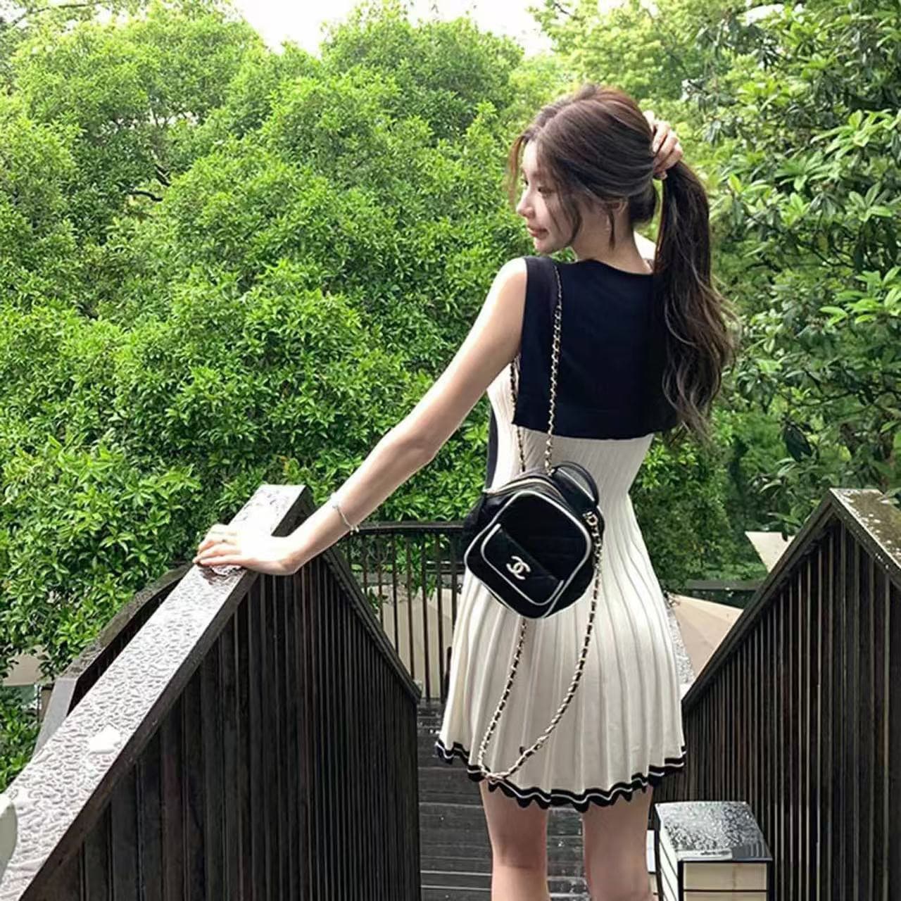 치우 고기 흔들어서 miu 부서 사설 서비스 느슨함 한 부서 통기성 배색 숄 드레스 투피스 세트 여름 드레스 상세 이미지 3