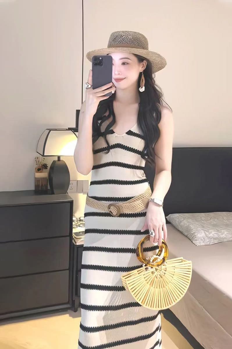 벨트 포함 프랑스식 레트로 품격 스트라이프 니트 슬립 드레스 허리 수축 슬림해 보이는 롱 스커트 휴가 바람 롱 스커트 상세 이미지 6