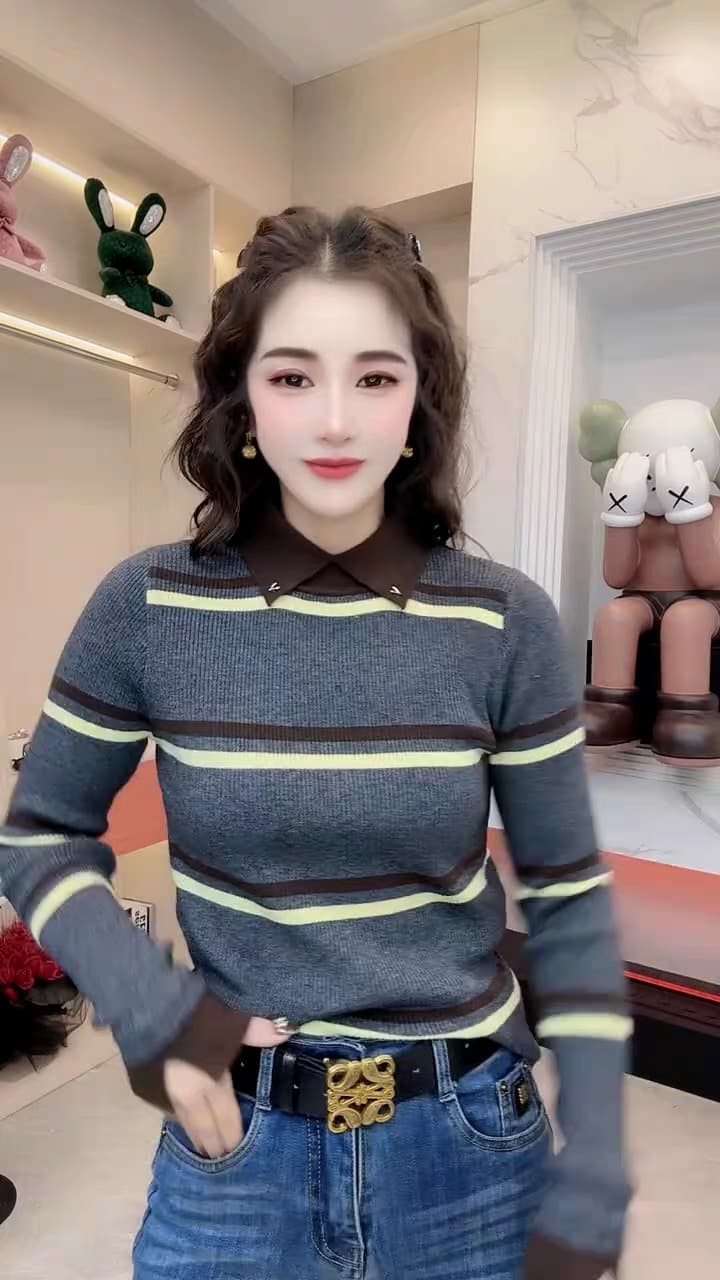 배색 스트라이프 페이크 레이어드 몸매 가꾸기 허리 수축 만나는 인사이드 가져 가라. 긴팔 티셔츠 여성 봄 2026 슈퍼 화재 연령 감소 맨위 이미지 3