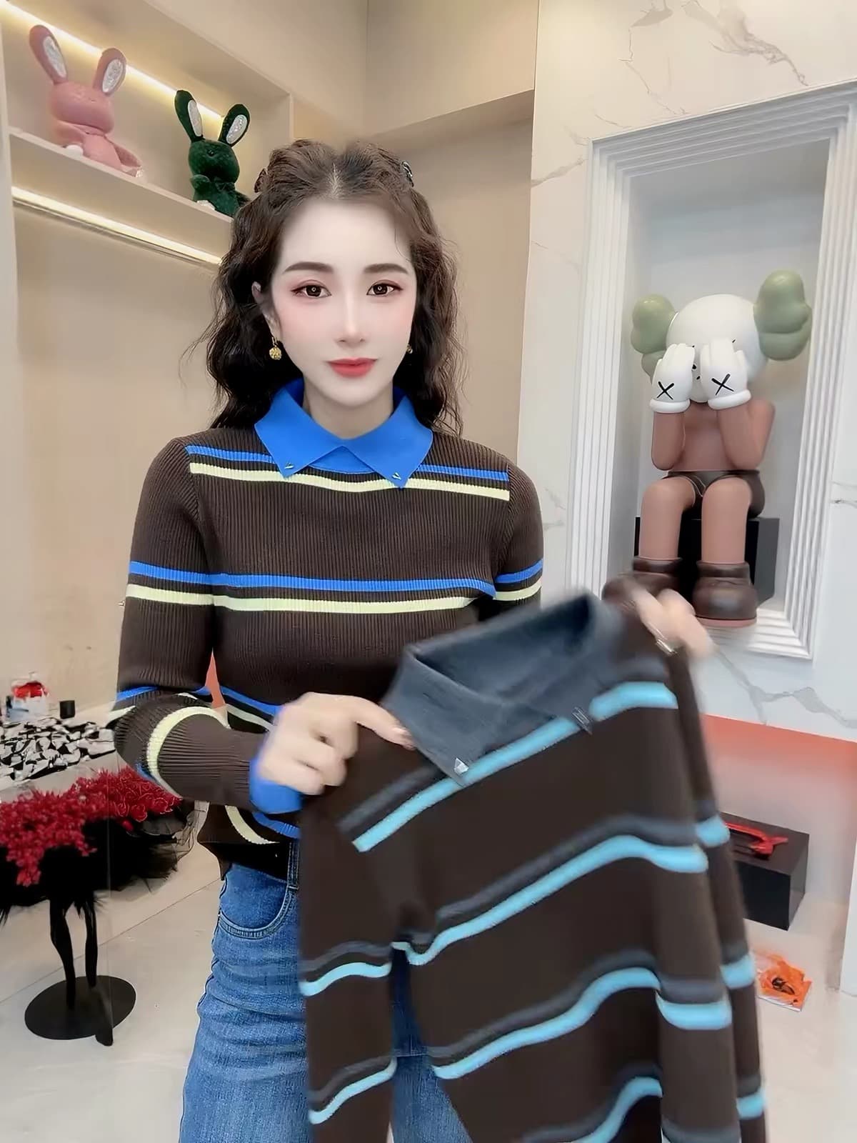 배색 스트라이프 페이크 레이어드 몸매 가꾸기 허리 수축 만나는 인사이드 가져 가라. 긴팔 티셔츠 여성 봄 2026 슈퍼 화재 연령 감소 맨위 상세 이미지 2