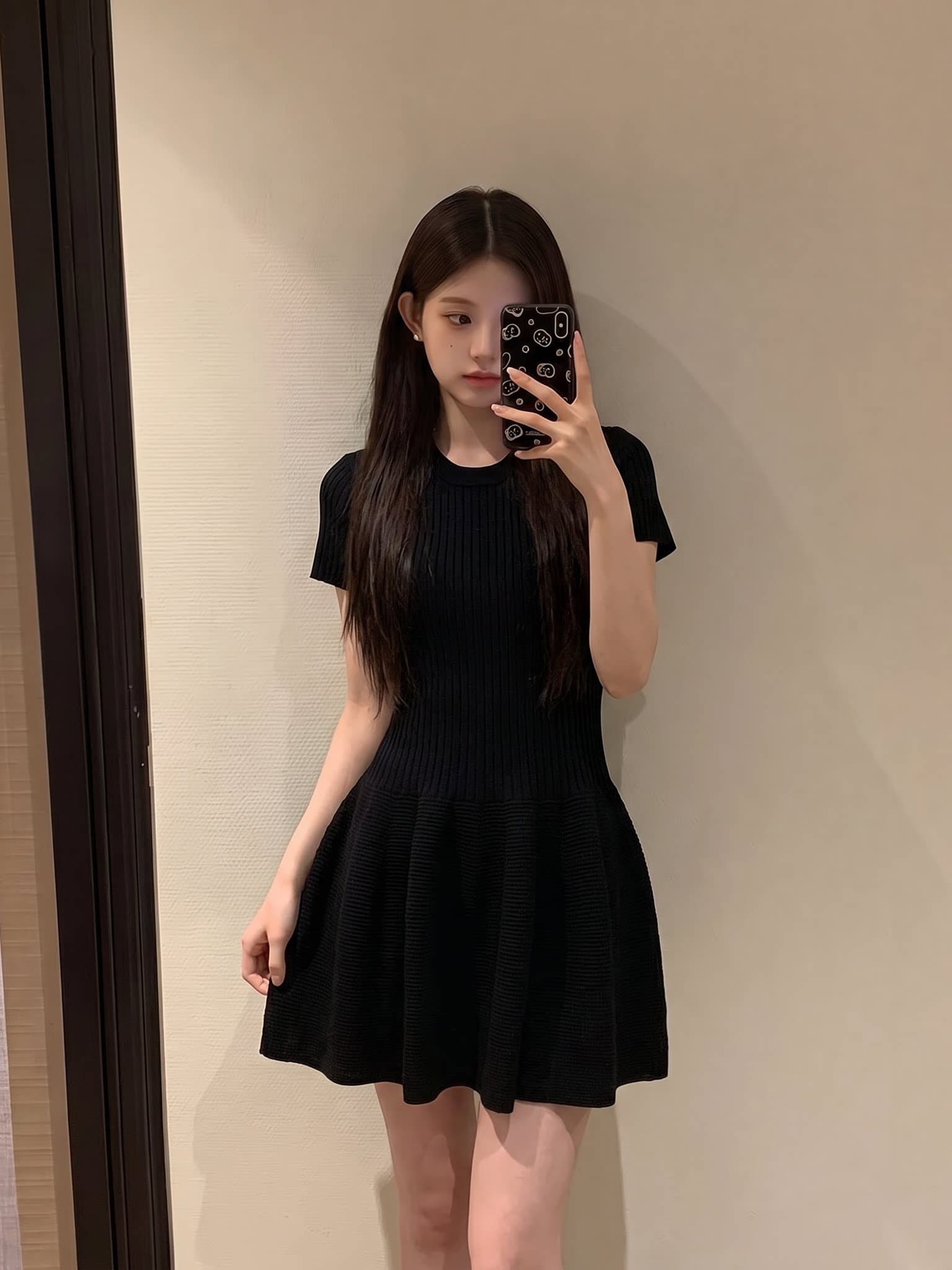 한국 동대문 새로운 품격 얼음 차가운 실크 니트 여성 드레스 허리 수축 몸매 가꾸기 슬림해 보이는 한 마디 치마 미니 스커트 이미지 3