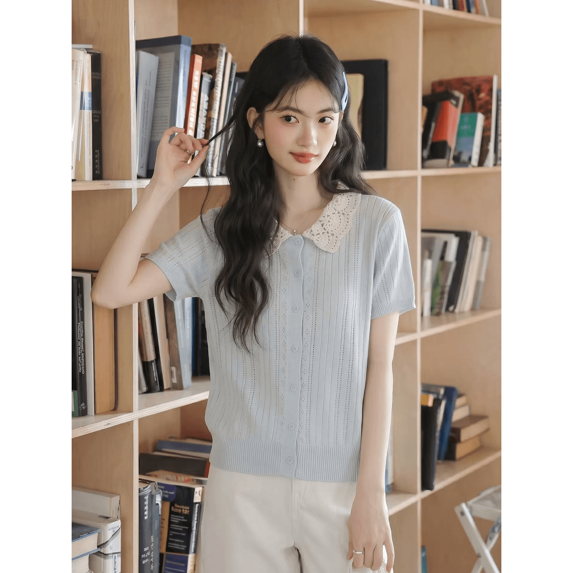 서울 측면 달콤함 배색 홀로우 아웃 폴로 칼라 니트 여성 2026 여름 새로운 부드러운 바람 얇은 스타일 반팔 티셔츠 맨위 이미지 5