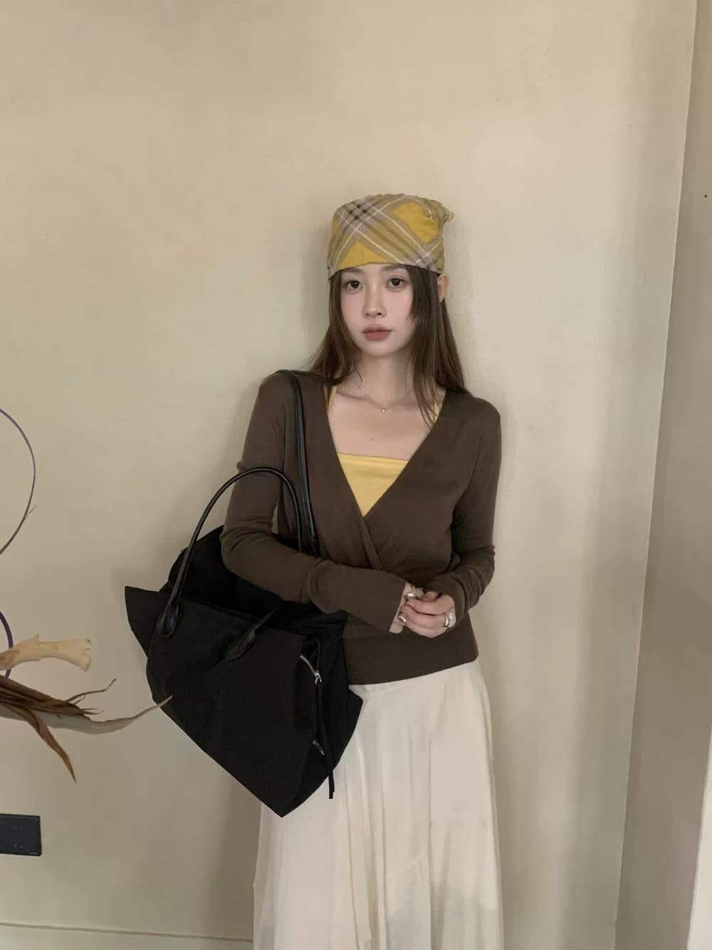 열세 개 한국 동대문 배색 행침 목 조끼 페이크 레이어드 긴팔 니트 스웨터 한 여성 착용 가져 가라. 사설 서비스 슬림해 보이는 이미지 2