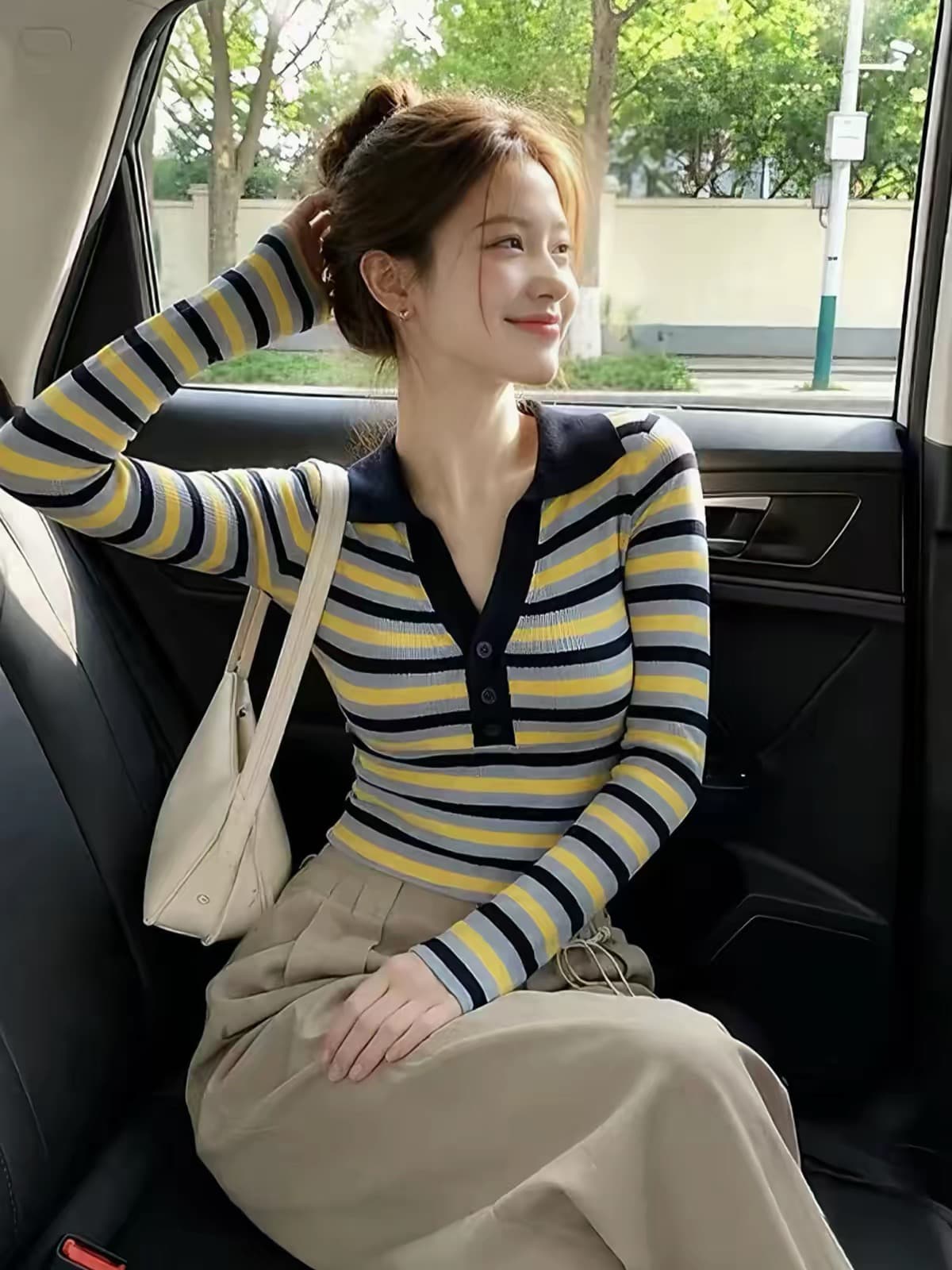 레트로 배색 스트라이프 긴팔 니트 스웨터 여성 2026 가을 새로운 몸매 가꾸기 기본 셔츠 작은 키 착용 잡아라. 의류 상세 이미지 4