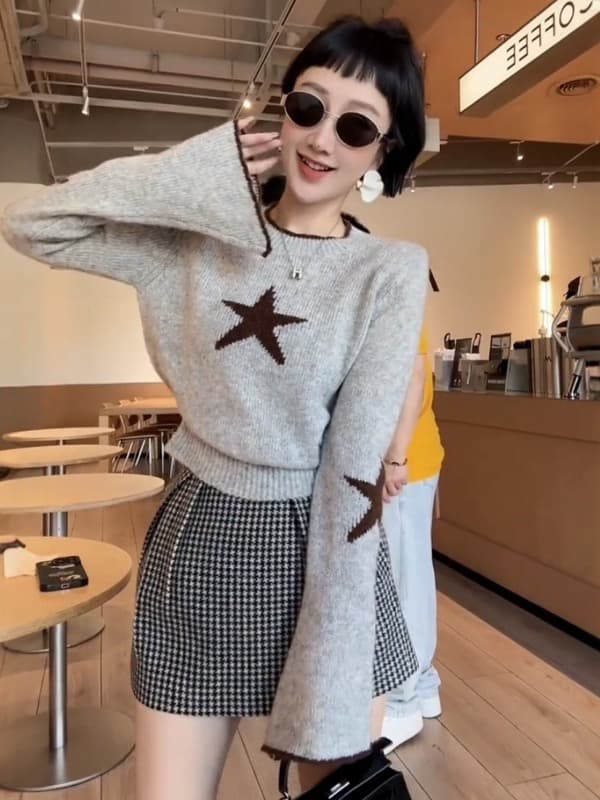 한 부서 오각형 별 라운드 넥 풀오버 나팔 소매 니트 스웨터 여성 가을 새로운 몸매 가꾸기 슬림해 보이는 다용도 외국 가스 맨위 상세 이미지 4