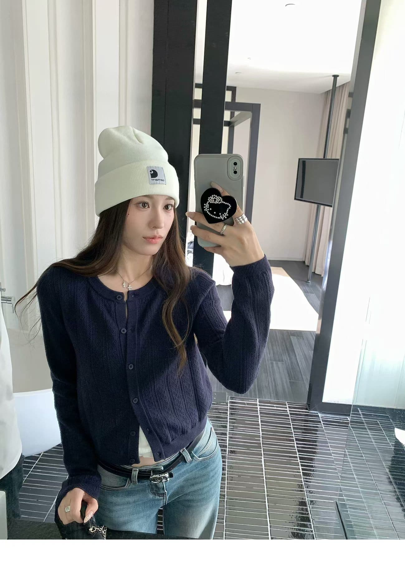 hhyii 화이트 여성 일상 라운드 넥 니트 오픈 가디건 여성 2026 새로운 홀로우 아웃 디자인 센스 다용도 가을 맨위 이미지 3