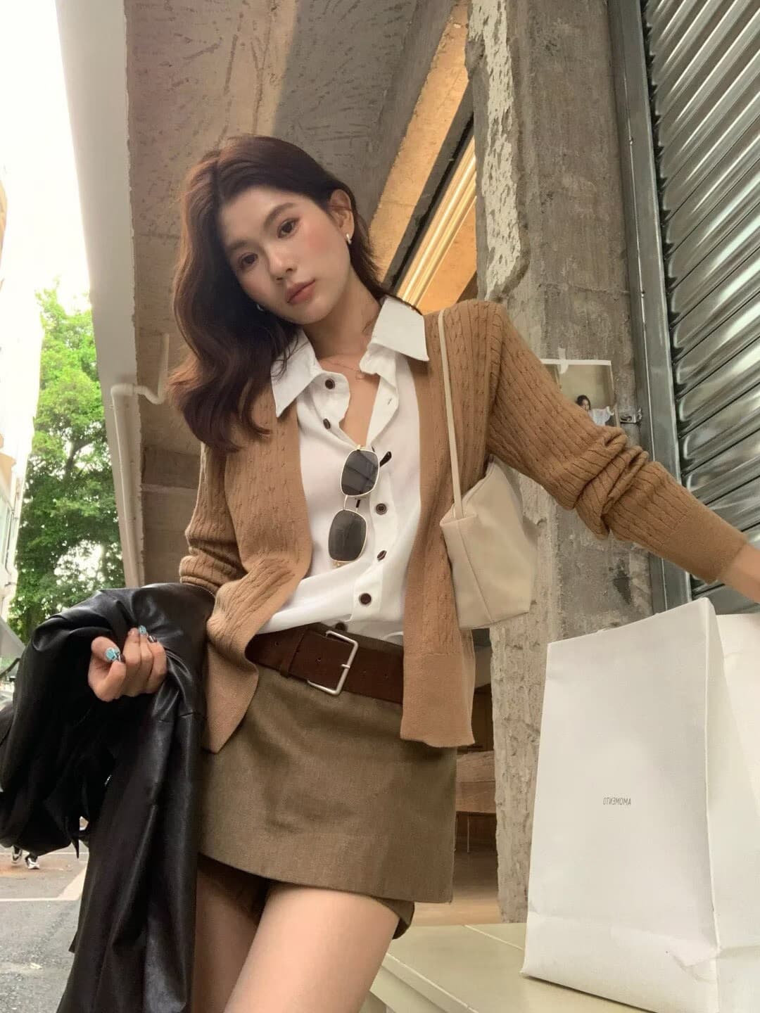 2026 가을 한국 스타일 오래된 돈 바람 배색 페이크 레이어드 꽈배기 니트 스웨터 패치워크 폴로 칼라 싱글 줄 버튼 셔츠 스웨터 트렌디 상세 이미지 1
