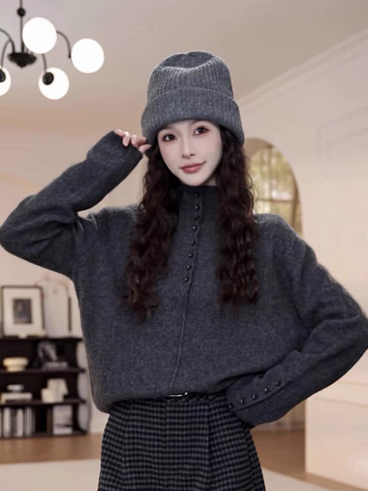 느긋한 바람 회색 반하이넥 단추 스웨터 여자 가을 겨울 루즈핏 패션 다용도 풀오버 긴팔 니트 스웨터 맨위 이미지 3