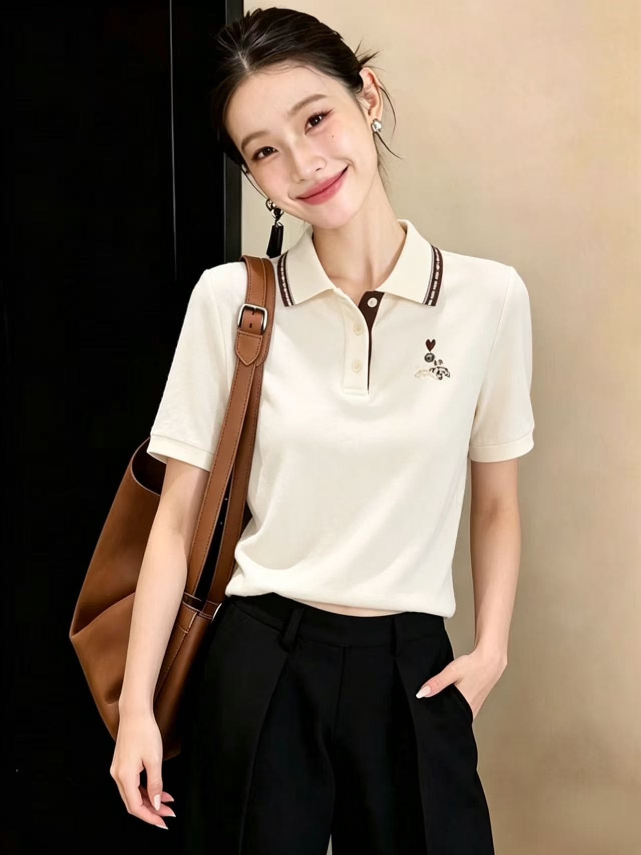 캐주얼 배색 polo 반팔 자수 맨위 2026 여름 새로운 유럽 상품 레트로 슬림해 보이는 학원 스타일 패션 여성 상세 이미지 4