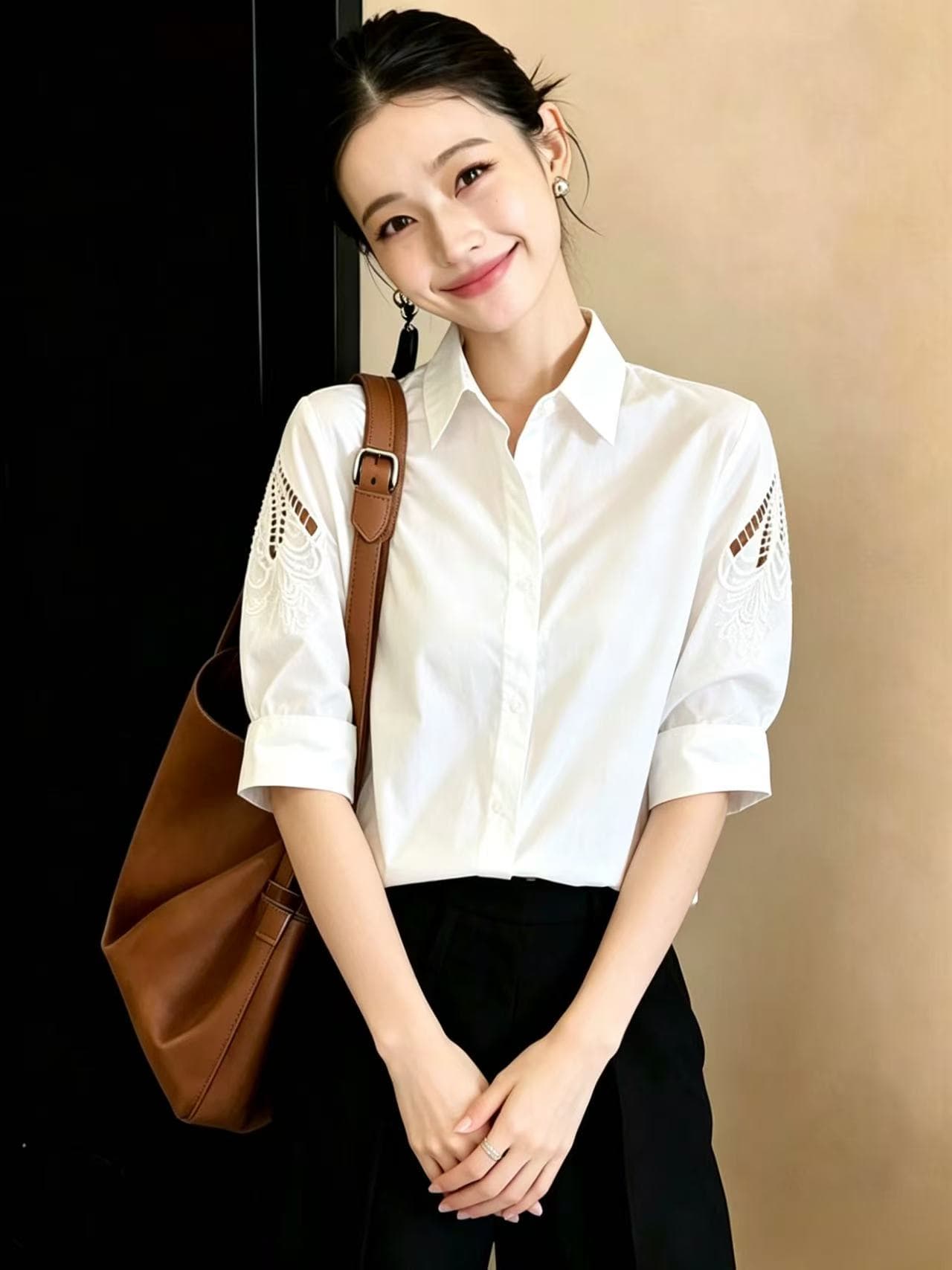 프랑스식 홀로우 아웃 자수 화이트 여성 셔츠 2026 여름 새로운 5 점 소매 순면 맨위 고급 센스 품격 이미지 2