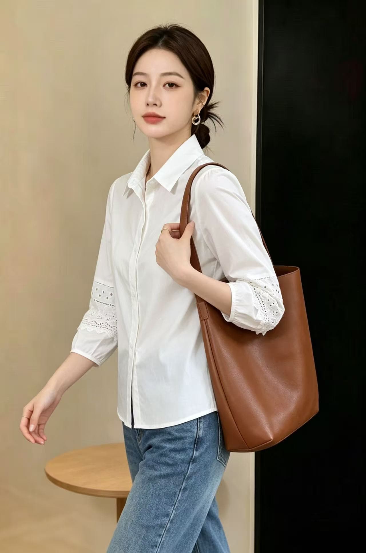 2026 이른 가을 새로운 POLO 칼라 화이트 셔츠 프랑스식 외국 가스 레이스 패치워크 고유 한 Chic 7부 소매 셔츠 상세 이미지 1