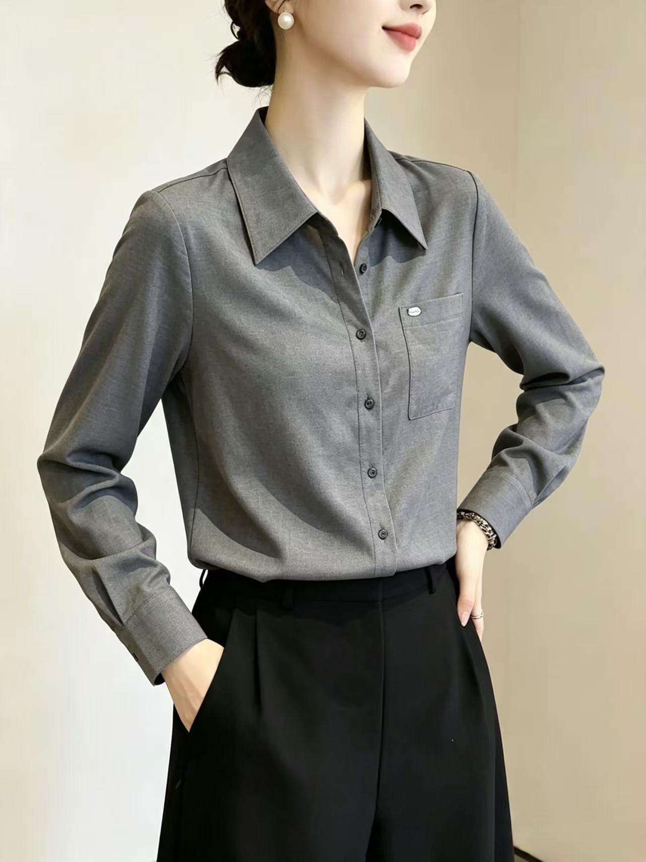 캐주얼 바람 회색 폴로 칼라 싱글 줄 버튼 긴팔 여성 셔츠 2026 가을 의상 새로운 고급 센스 품격 출퇴근 셔츠 상세 이미지 4