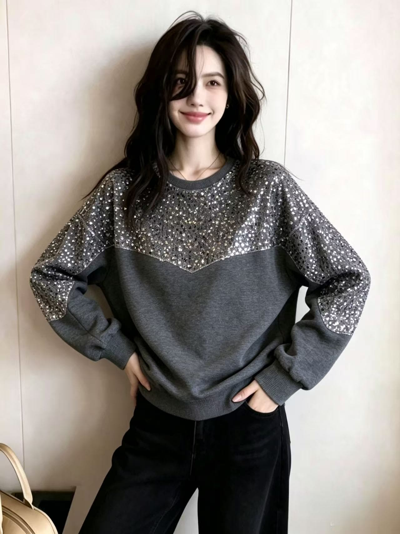 2026 가을 새로운 패션 라운드 넥 풀오버 패치워크 후드티 여성 긴 소매 루즈핏 유럽 상품 레트로 맨위 셔츠 상세 이미지 3