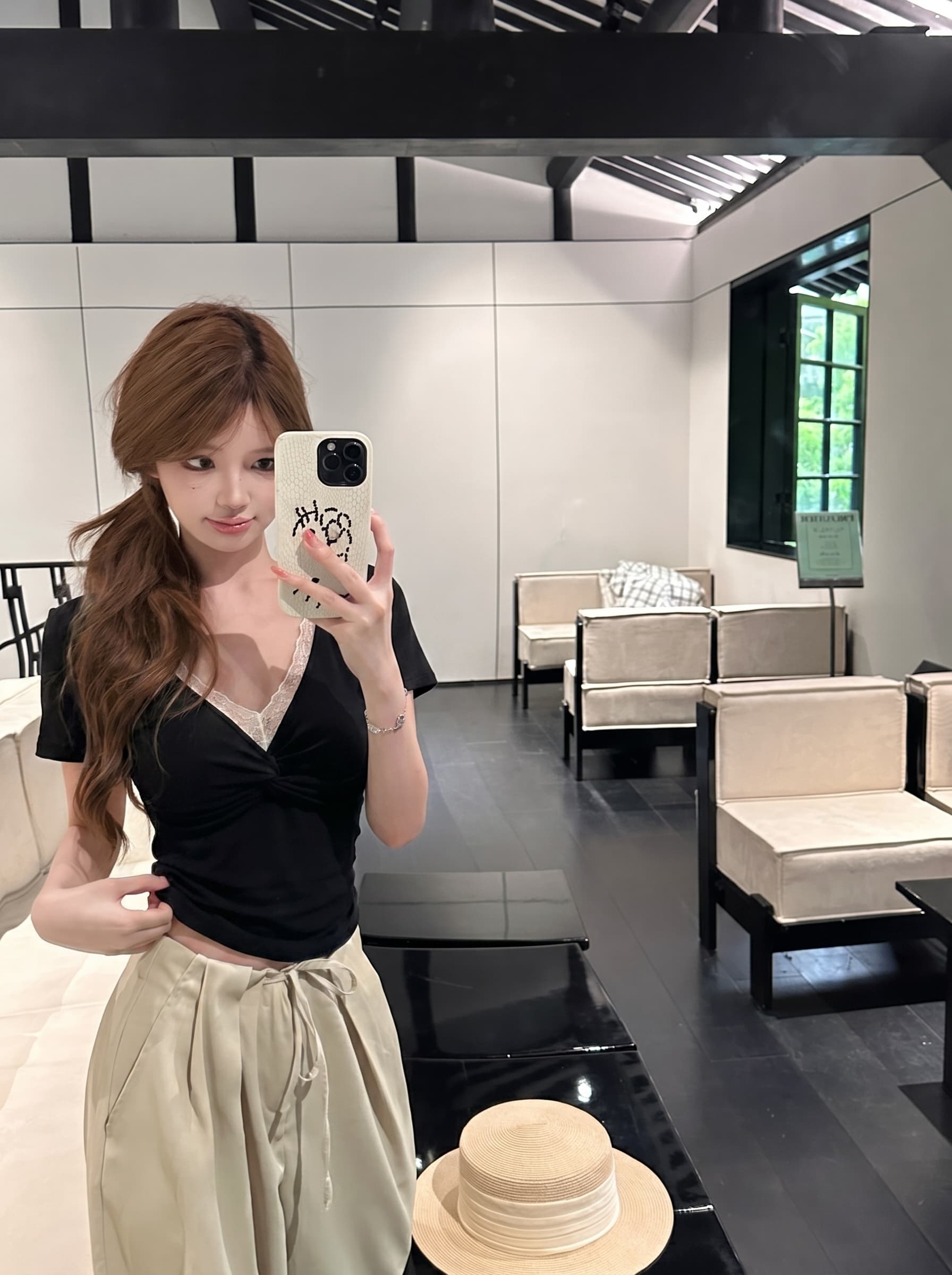 실사 정가 V넥 레이스 매듭 반팔 티셔츠 몸매 가꾸기 맨위