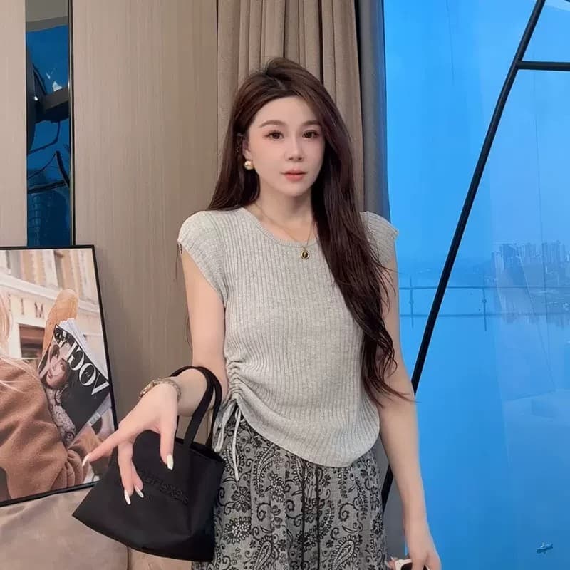 화이트 펌프 로프 작은 날다 소매 얼음 실크 니트 스웨터 여성 여름 허리 수축 얇은 스타일 슈퍼 잘 생긴 고유 한 꼬집기 허리 아름다운 맨위 이미지 3
