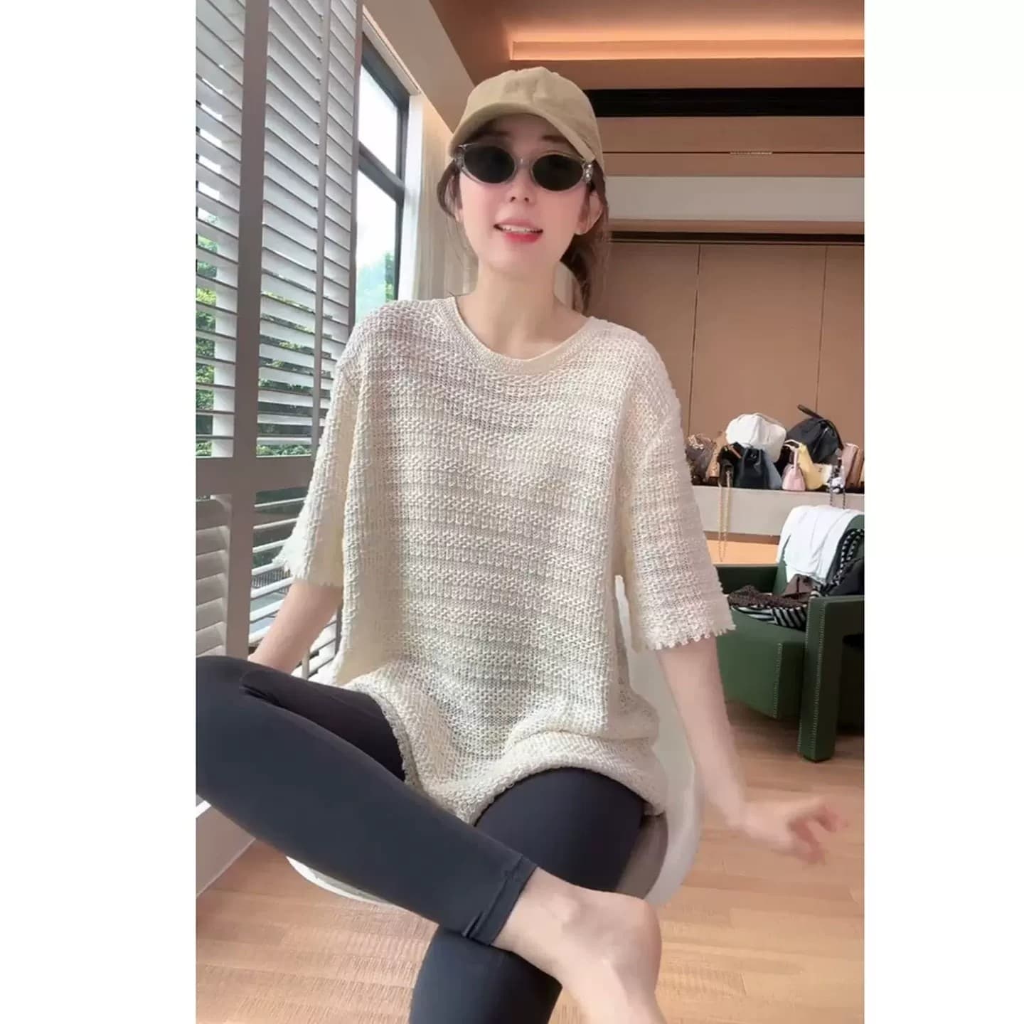 한 부서 레트로 깨진 측면 반팔 티셔츠 니트 스웨터 여성 여름 루즈핏 느긋한 바람을 피우다 롱 코트 패션 연령 감소 맨위 상세 이미지 5