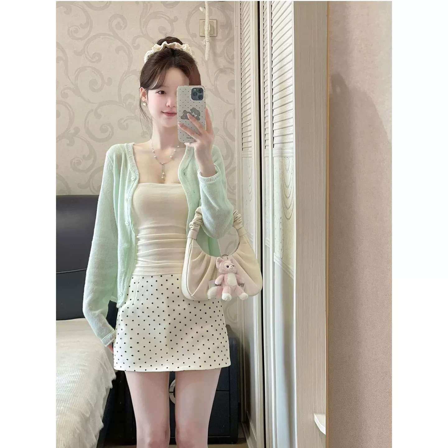 녹색 라운드 넥 스웨터 여자 이른 봄 새로운 한 부서 분위기 센스 착용 가져 가라. 느긋한 바람 작은 키 쇼트 스타일 니트 오픈 가디건 이미지 3